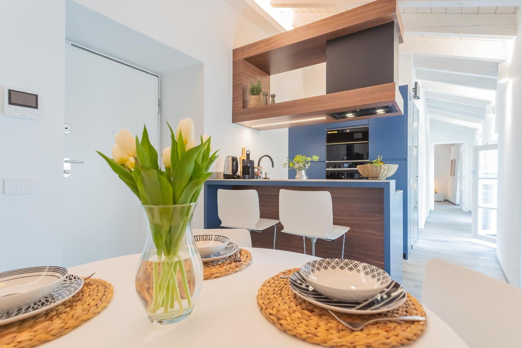 Muralto'S Nest By Rent All Como Bagian luar foto